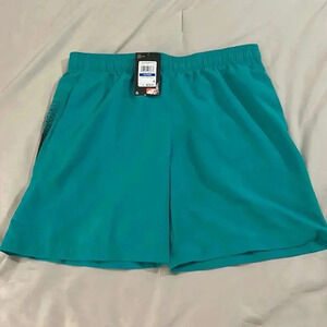 NWT Under Armour Boys Youth XL loose fit shorts
